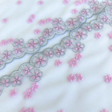 Load image into Gallery viewer, Tulle Lace #404 - Sweetheart Dance 6 1/2&quot;